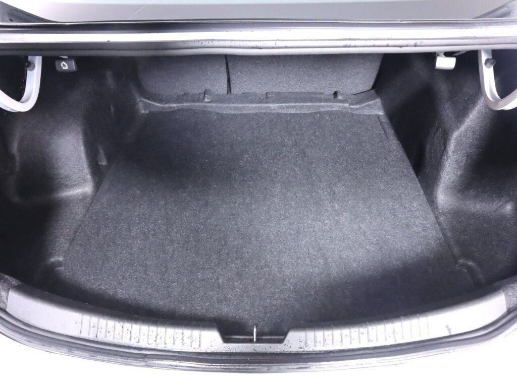 Used 2023 Chevrolet Malibu LS FWD image 31