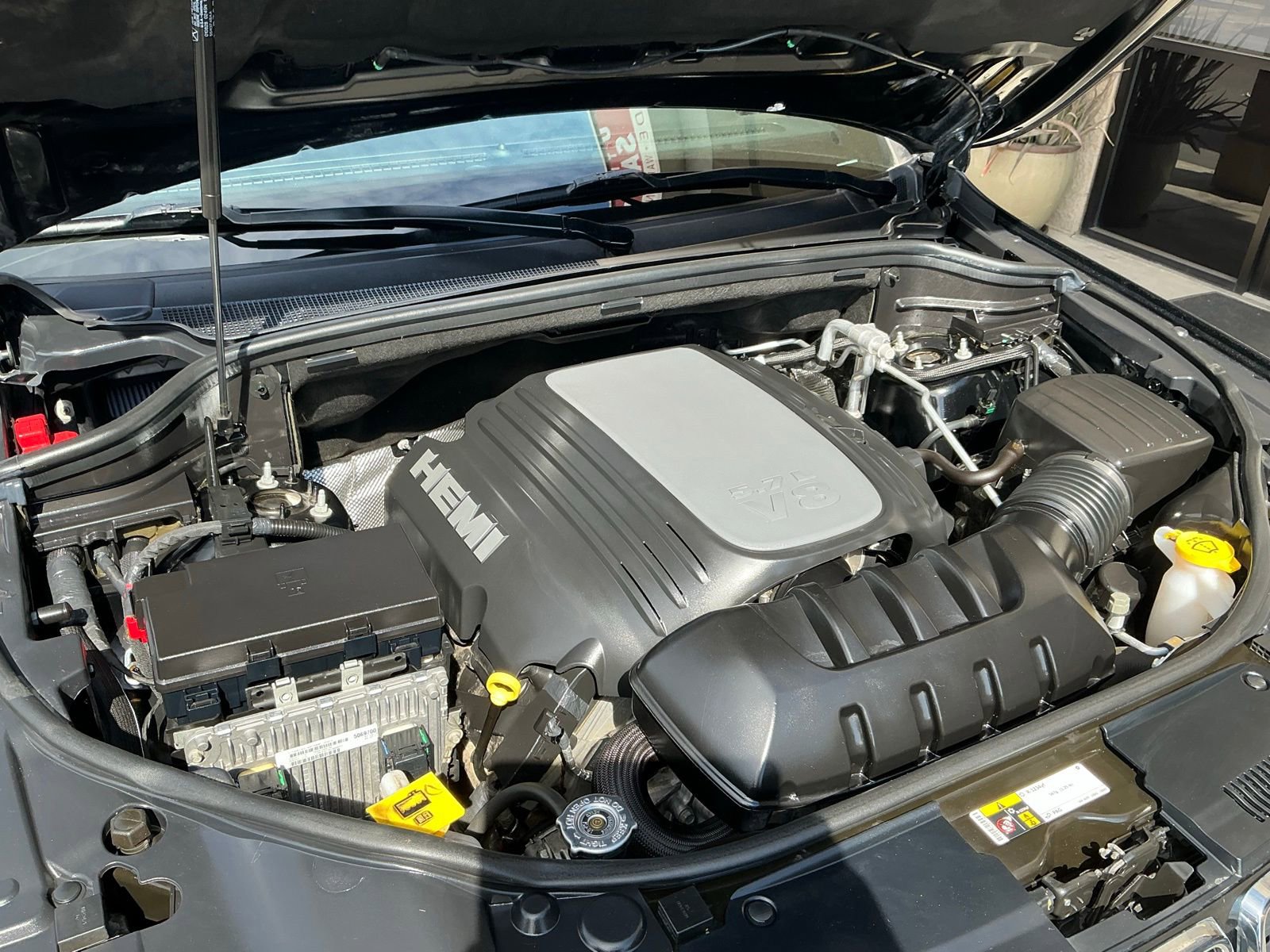 Used 2015 Jaguar XJ R LWB image 11