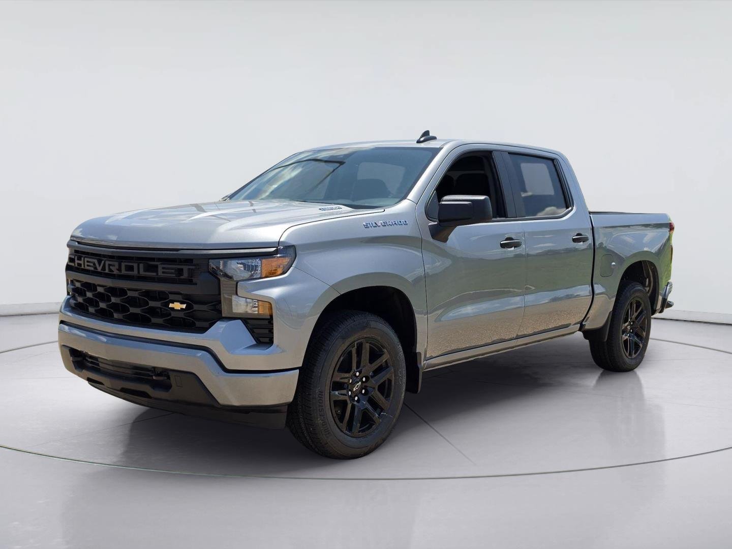 New 2026 Chevrolet Silverado 1500 Custom RWD image 1