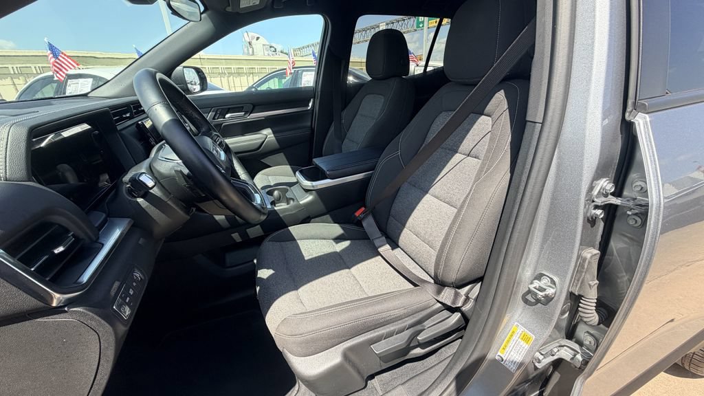 Used 2025 GMC Terrain Elevation FWD image 21
