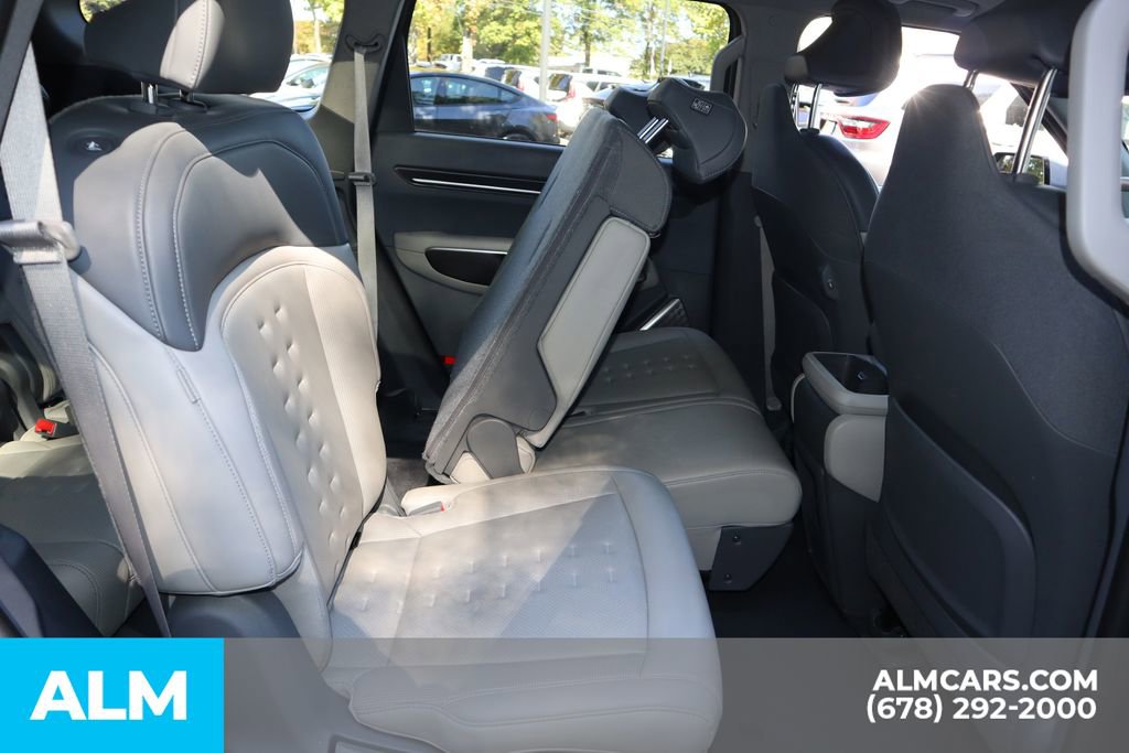 Used 2024 Kia EV9 Wind image 30
