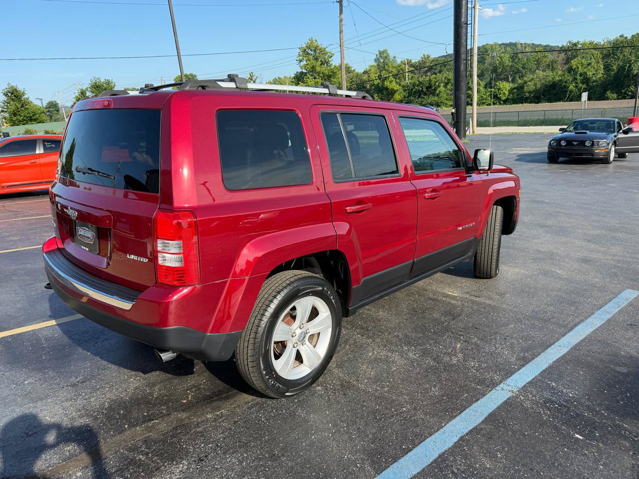 Used 2012 Jeep Patriot Limited w/ Sun/Sound Group AWD/4WD image 8