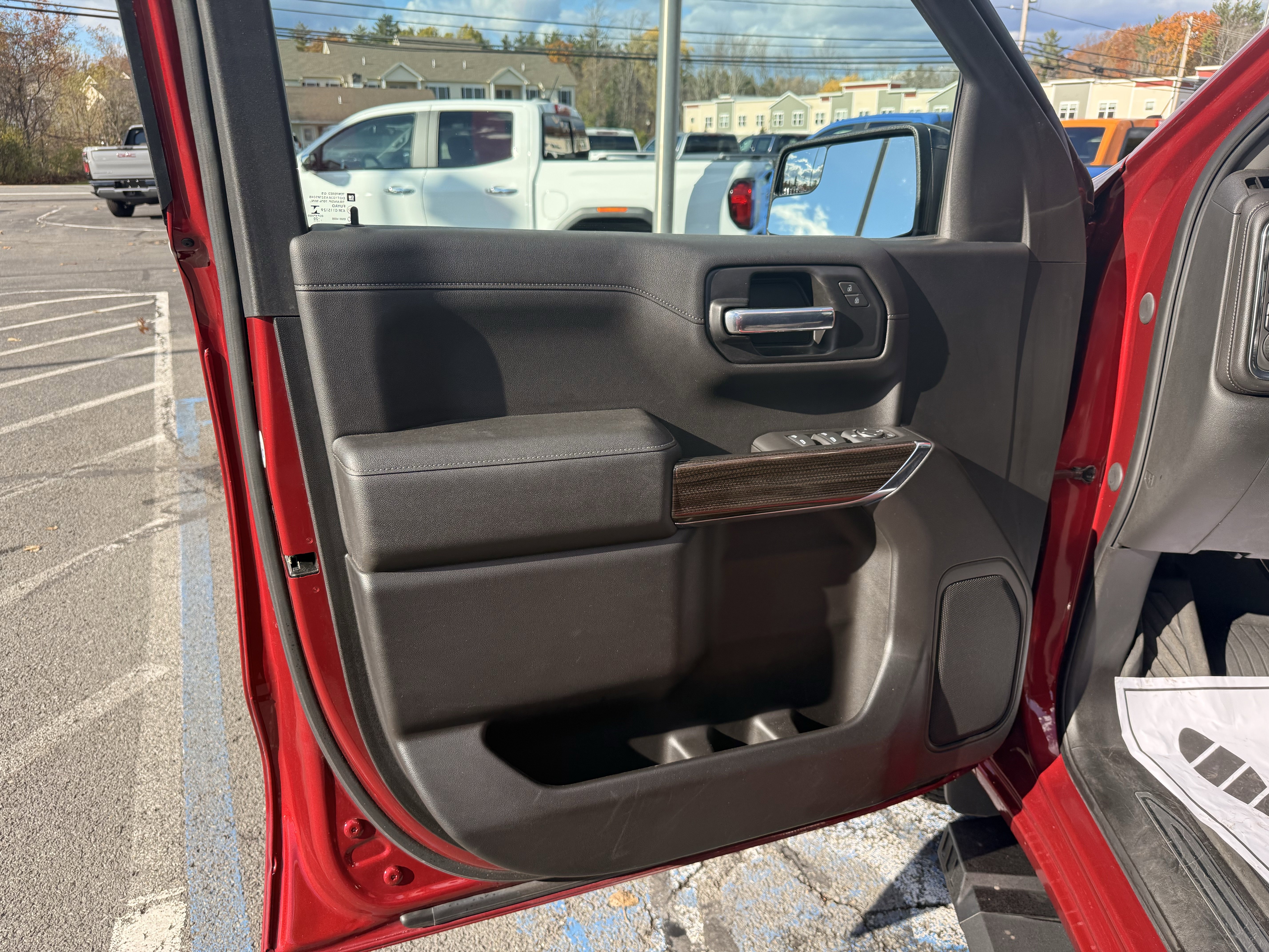 Certified 2020 Chevrolet Silverado 1500 LT Trail Boss w/ Convenience Package image 10