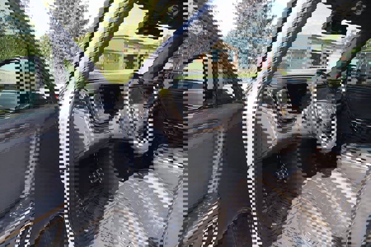 Used 2022 Rivian R1T Adventure image 69