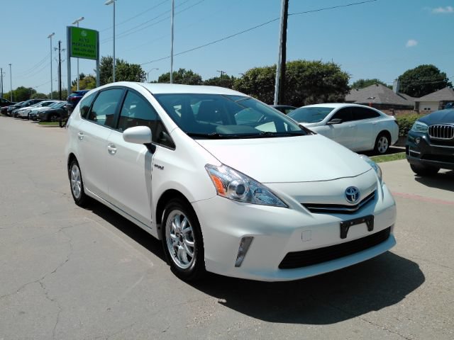 Used 2012 Toyota Prius V Two FWD image 4