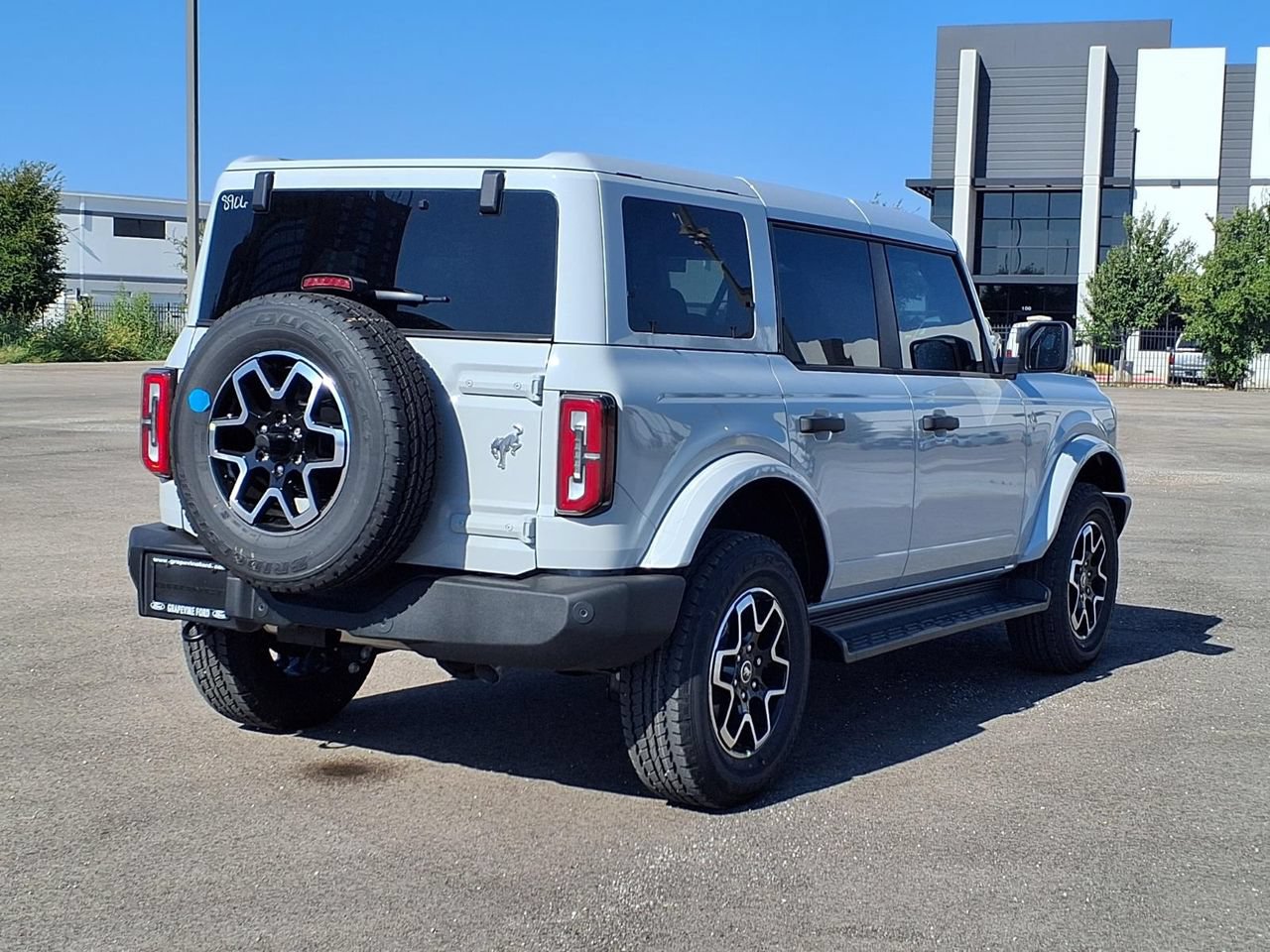 New 2026 Ford Bronco Outer Banks AWD/4WD image 4