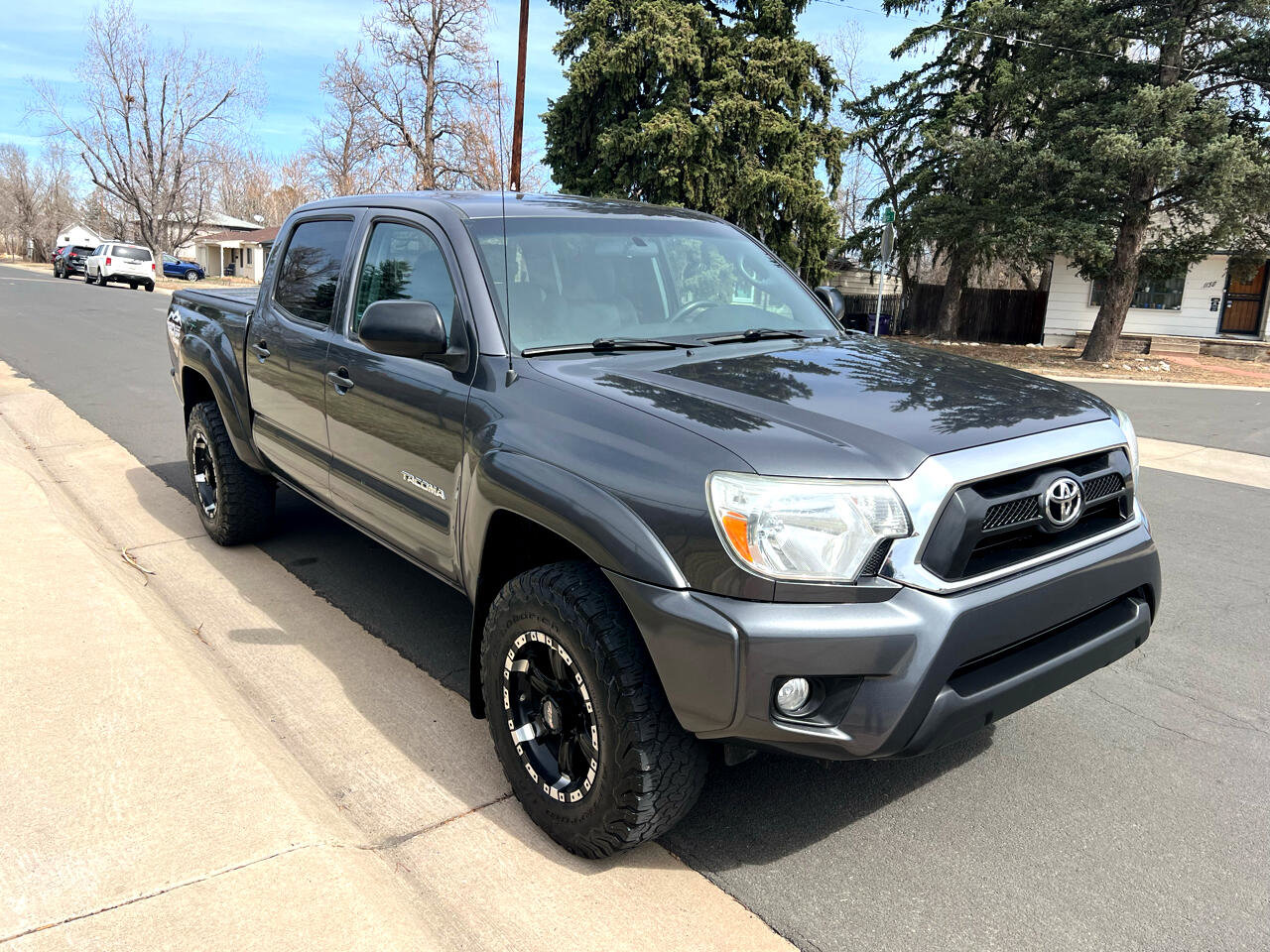 Used 2015 Toyota Tacoma 4x4 Double Cab image 3