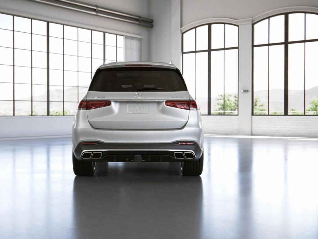 Used 2023 Mercedes-Benz GLS 63 AMG 4MATIC image 26