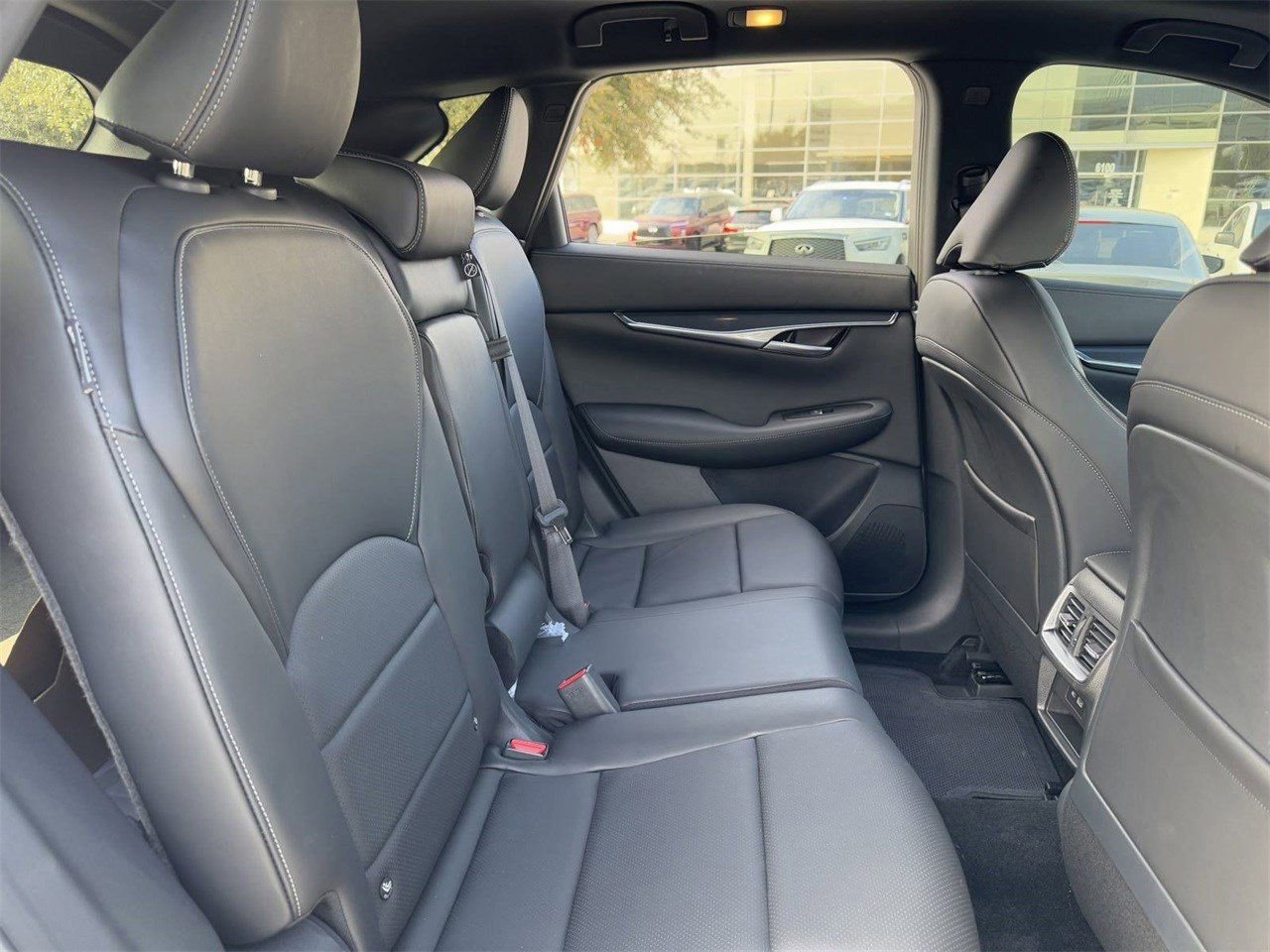 New 2025 INFINITI QX50 Sport image 26
