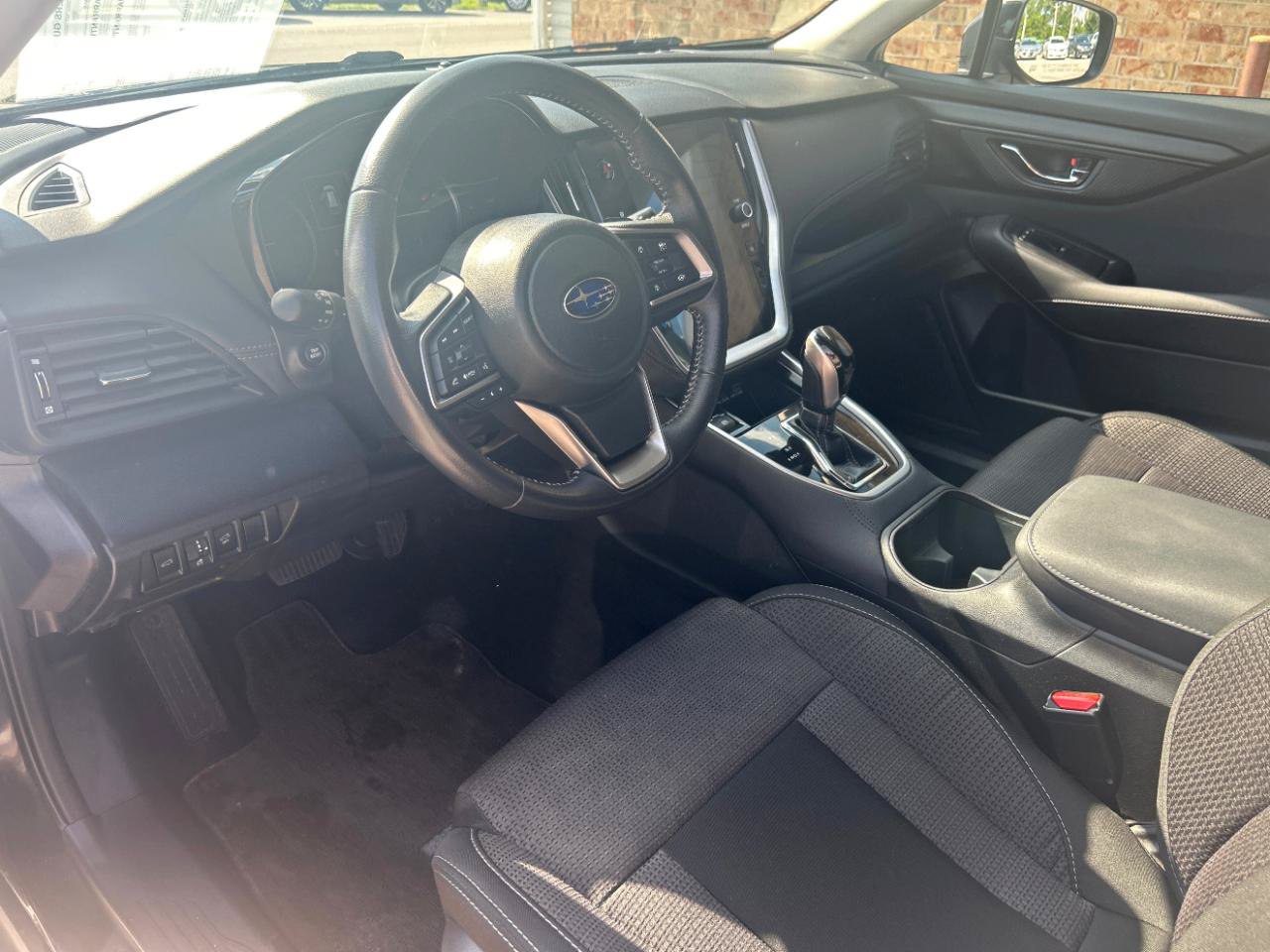 Used 2024 Subaru Outback Premium AWD/4WD image 16