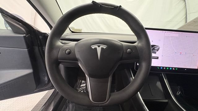 Used 2020 Tesla Model 3 Standard Range Plus RWD image 30