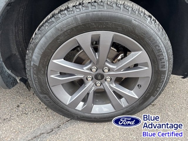 Used 2022 Ford Explorer XLT w/ Equipment Group 202A image 11