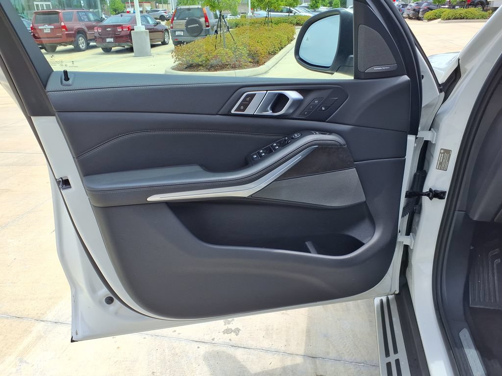 Used 2024 BMW X5 xDrive40i AWD/4WD image 15