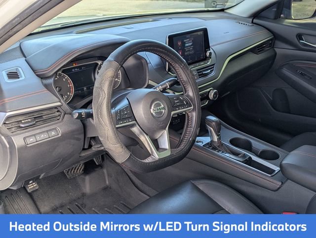 Used 2022 Nissan Altima 2.5 SR w/ Midnight Edition Package image 14