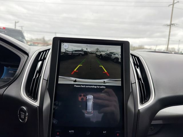 Used 2024 Ford Edge SEL image 26