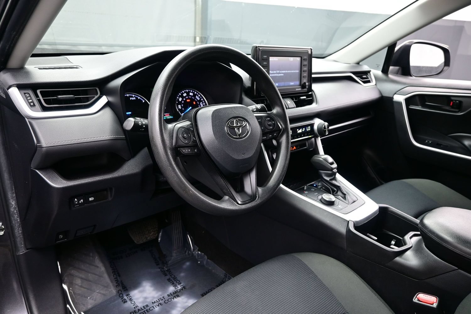 Used 2022 Toyota RAV4 LE AWD/4WD image 12