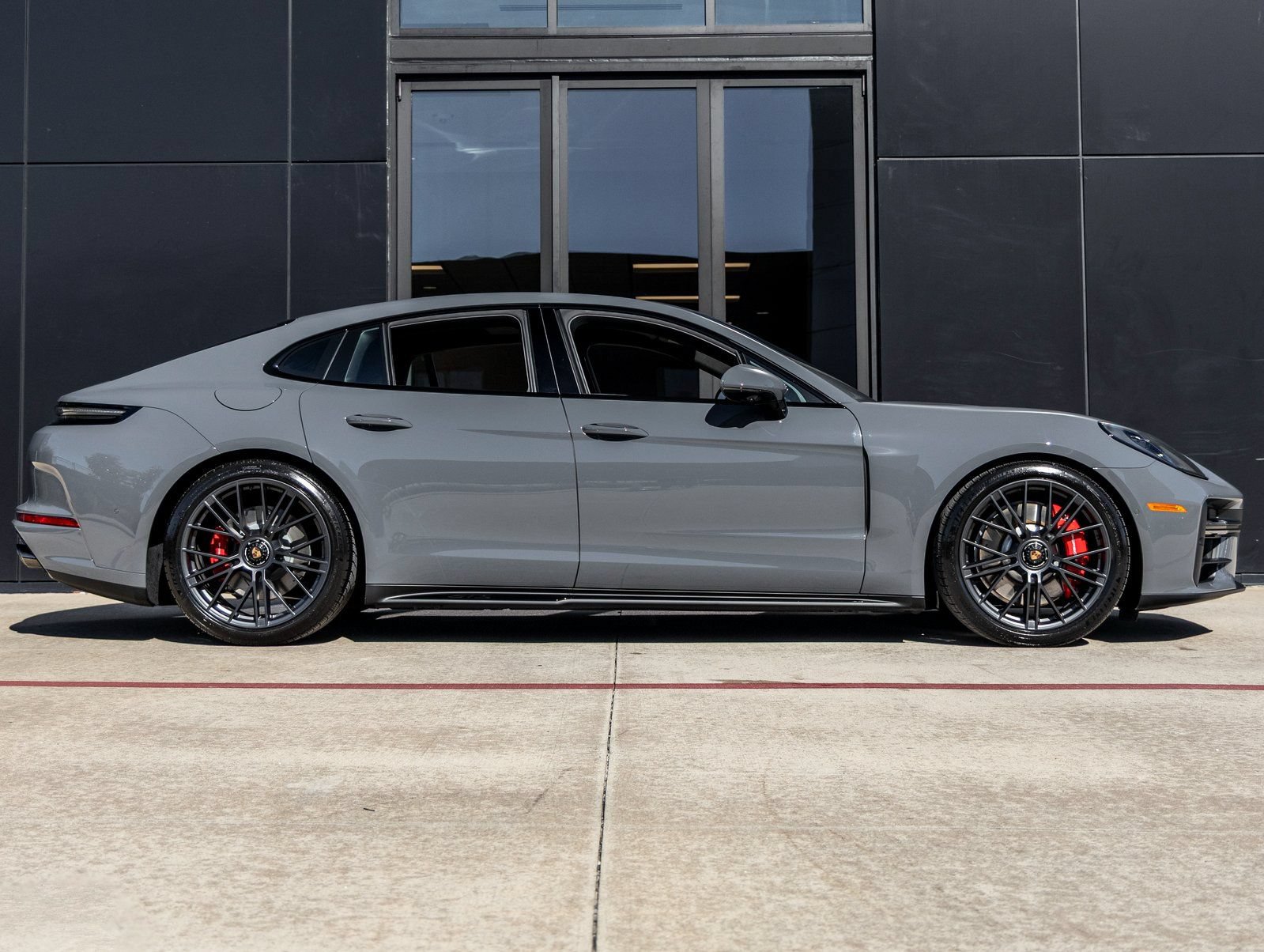 Certified 2026 Porsche Panamera GTS AWD/4WD image 12