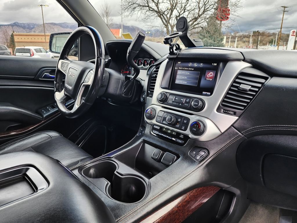 Used 2015 GMC Yukon XL SLT w/ Open Road Package image 19