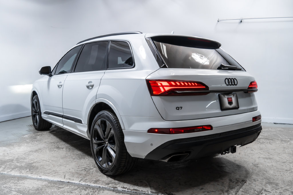 Used 2025 Audi Q7 3.0T Premium Plus AWD/4WD image 3