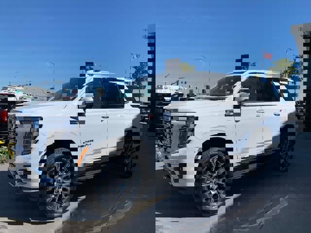 New 2026 GMC Yukon Denali w/ Advanced Technology Package