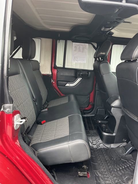 Used 2012 Jeep Wrangler Unlimited Sport image 34