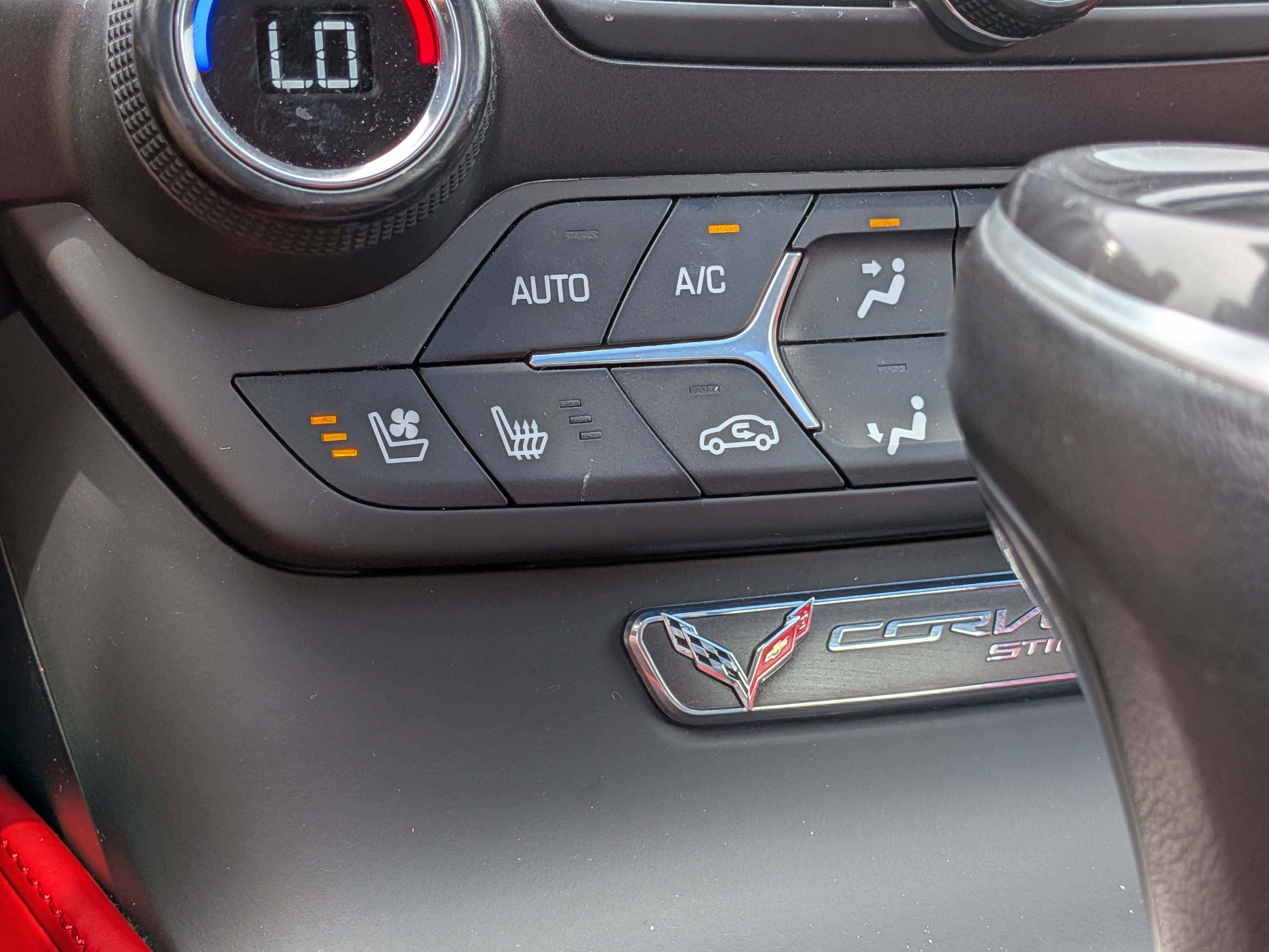 Used 2015 Chevrolet Corvette Stingray Coupe w/ 3LT Preferred Equipment Group RWD image 27