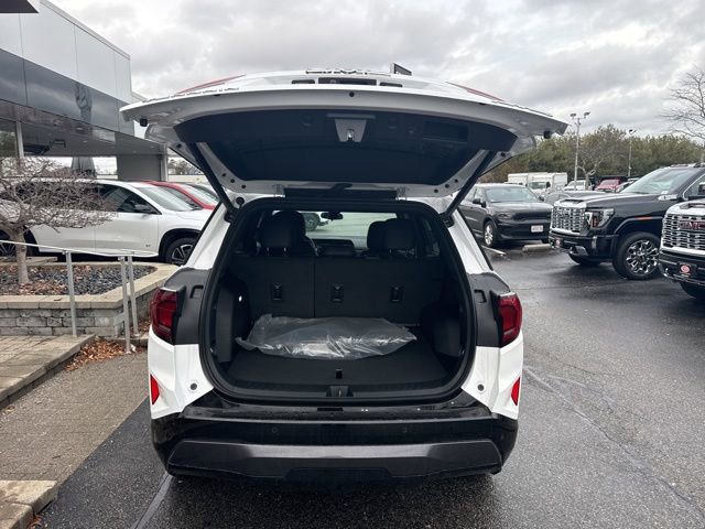 New 2026 GMC Terrain AT4 w/ Convenience Package III image 28