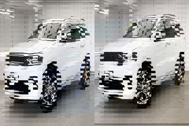 Used 2024 Dodge Durango Citadel image 2