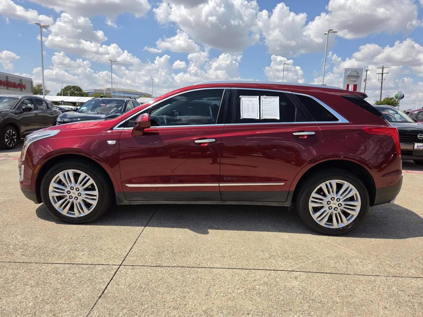 Used 2018 Cadillac XT5 Premium Luxury w/ Driver Assist Package FWD image 8