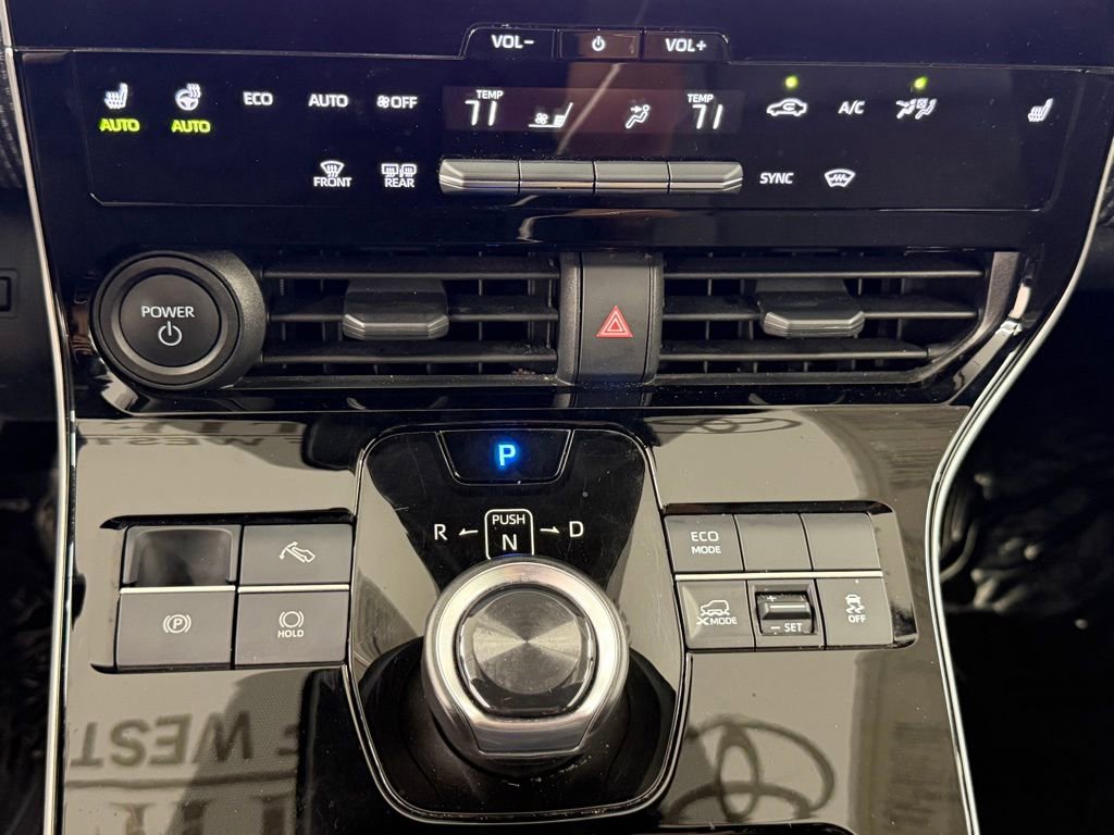 Certified 2025 Toyota bZ4X AWD w/ Weather Package image 34