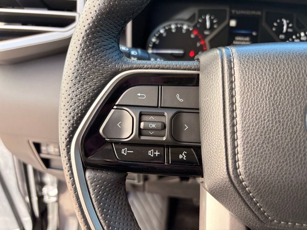 Used 2022 Toyota Tundra Limited w/ Power Package image 25