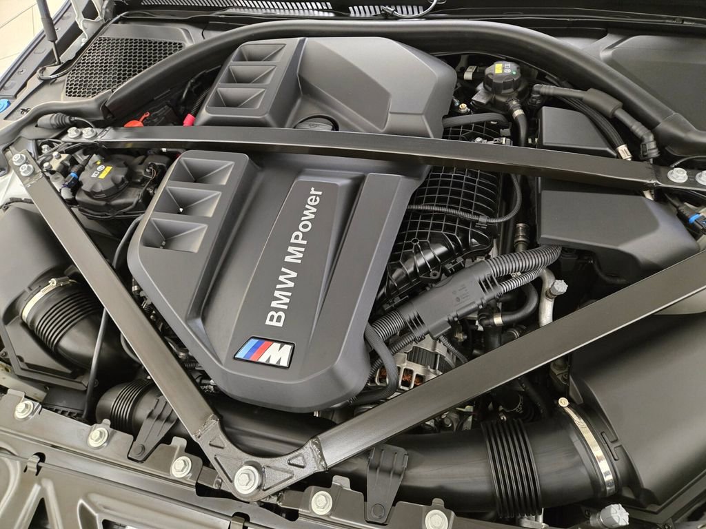 Used 2022 BMW M4 Competition w/ Executive Package RWD image 28