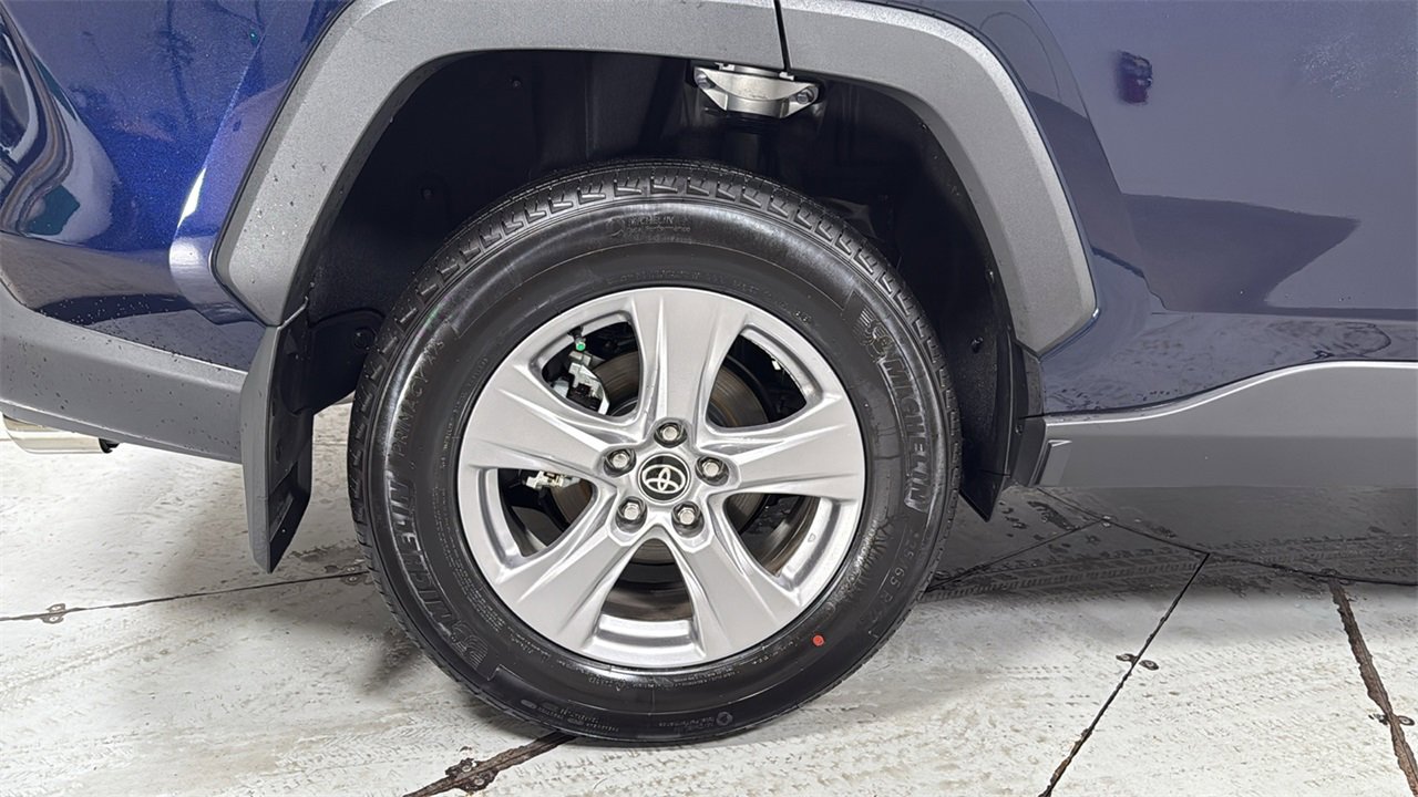 Used 2025 Toyota RAV4 XLE w/ Convenience Package image 22