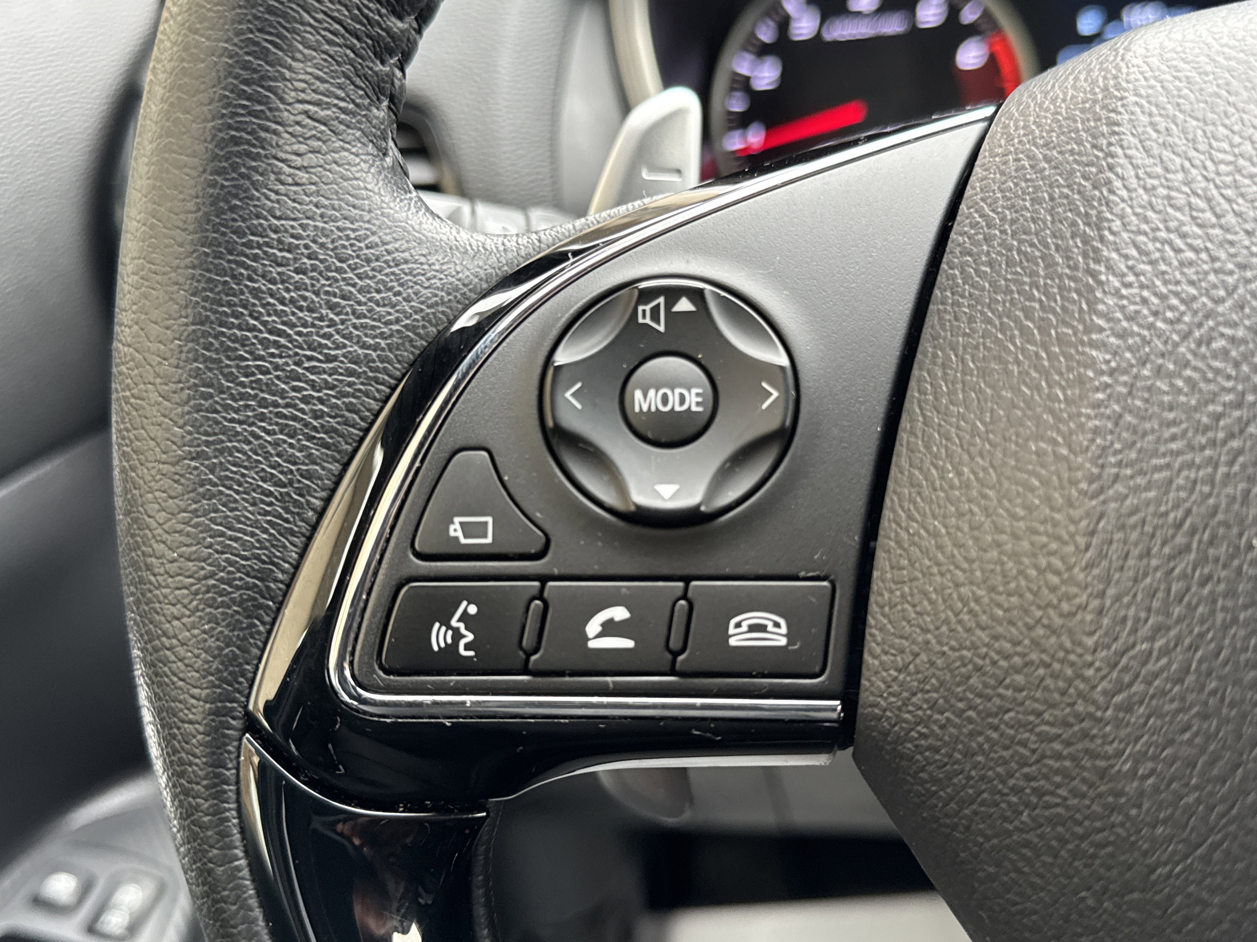 Used 2024 Mitsubishi Eclipse Cross SEL image 17