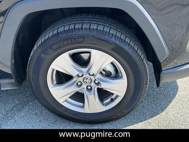 Used 2023 Toyota RAV4 XLE image 12