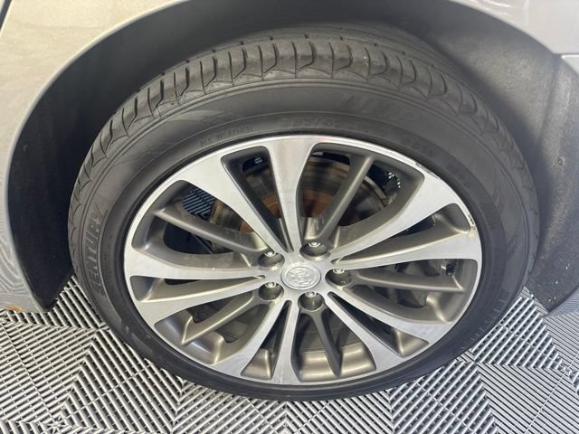 Used 2017 Buick LaCrosse Premium w/ Sun and Shade Package AWD/4WD image 34
