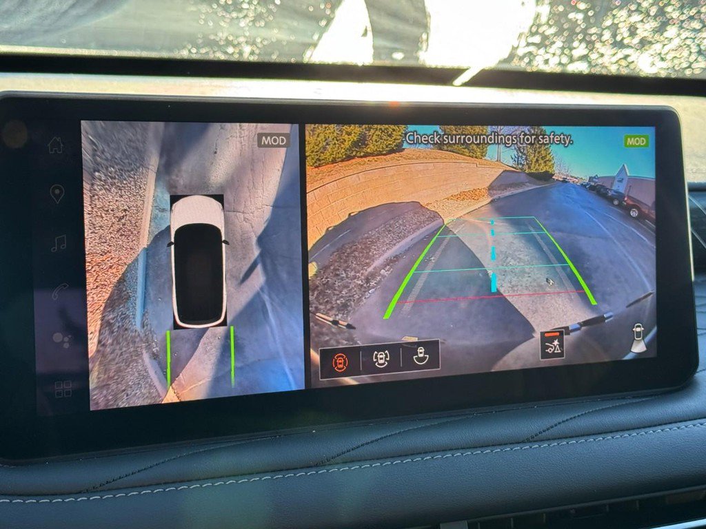 Used 2026 INFINITI QX60 Autograph w/ Dark Cargo Package image 21