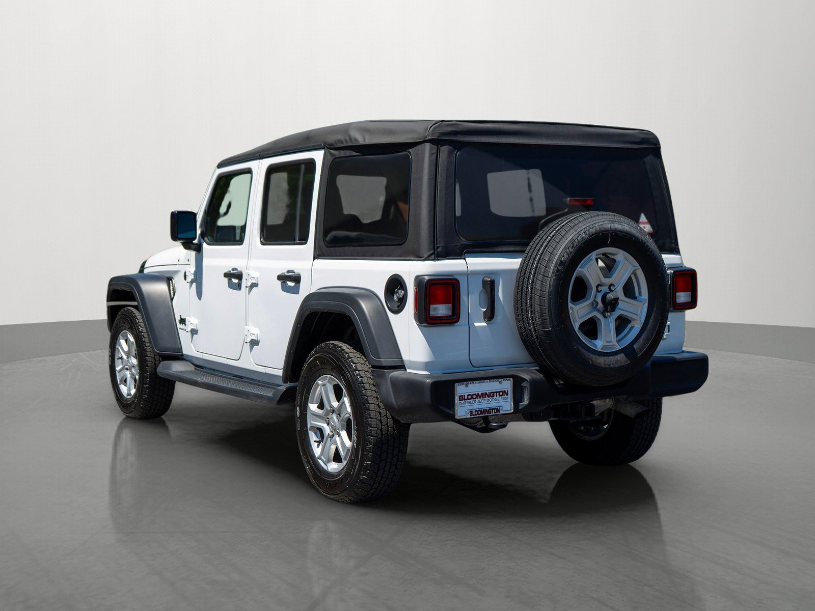 Used 2023 Jeep Wrangler Unlimited Sport AWD/4WD image 5