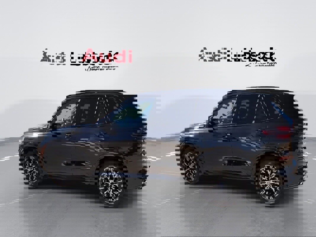Used 2026 BMW X5 sDrive40i image 7