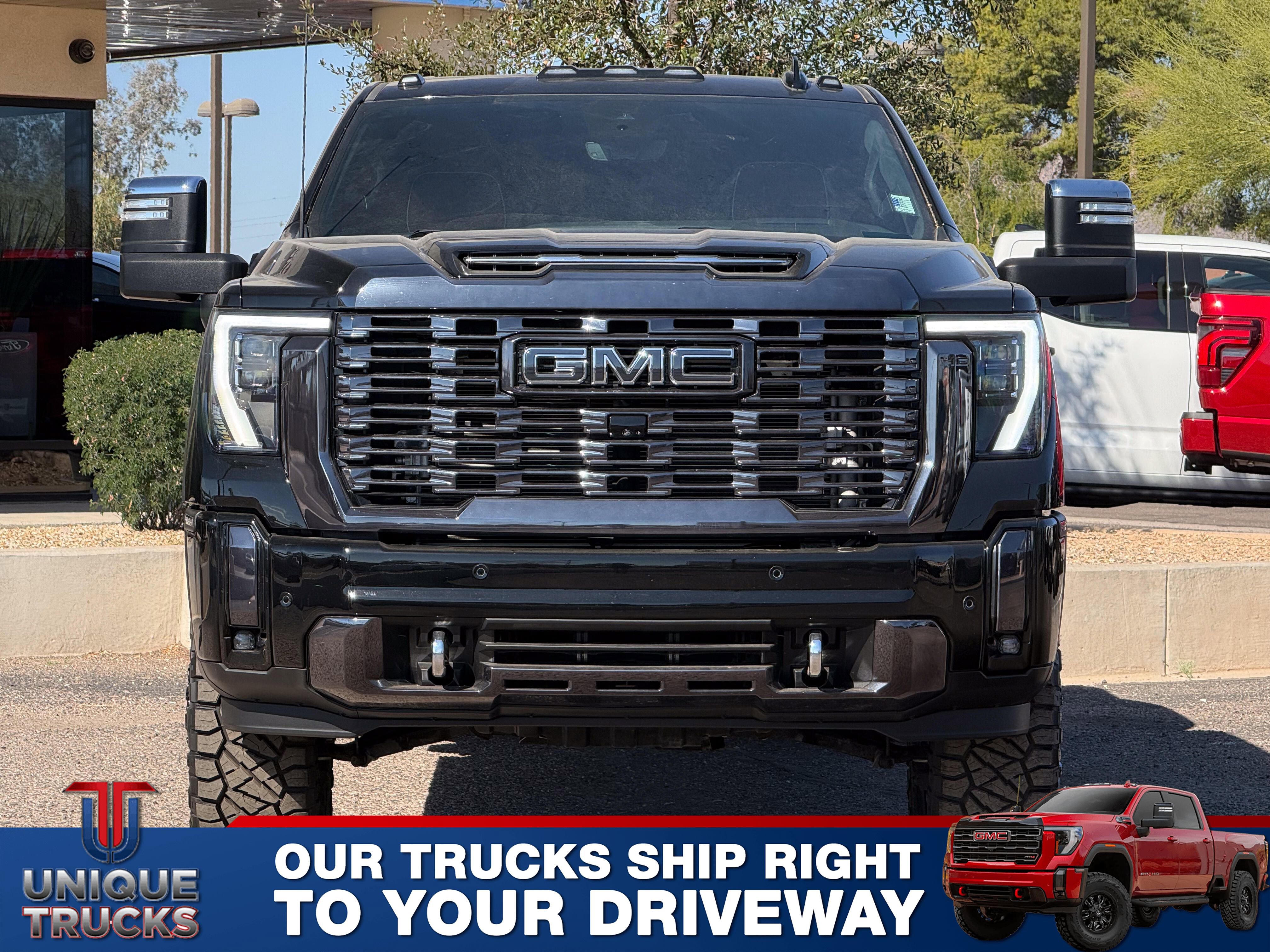 Used 2024 GMC Sierra 3500 Denali Ultimate image 2