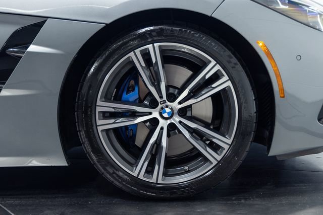 Used 2026 BMW Z4 M40i w/ Premium Package image 23