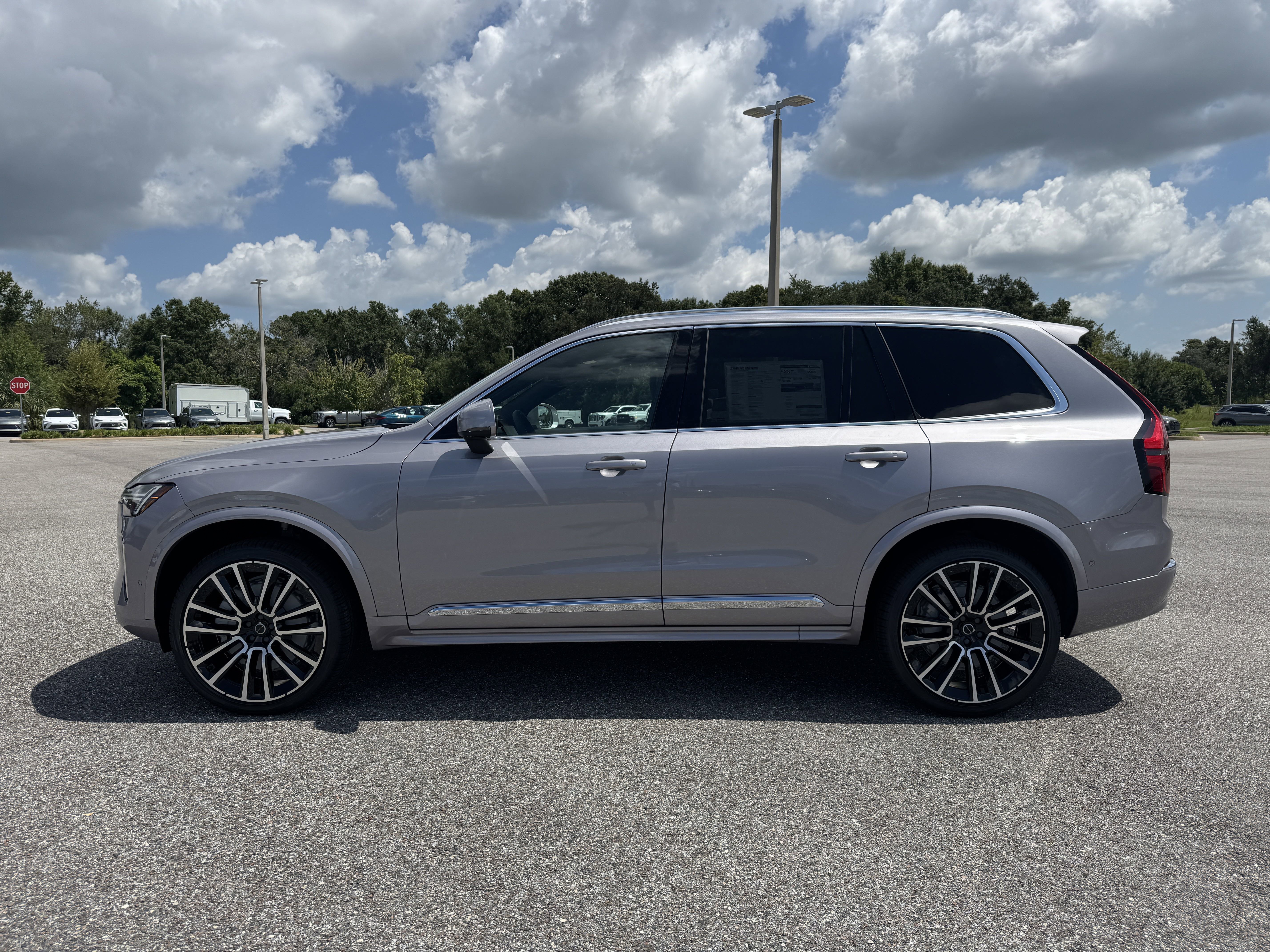 New 2026 Volvo XC90 B6 Plus image 6