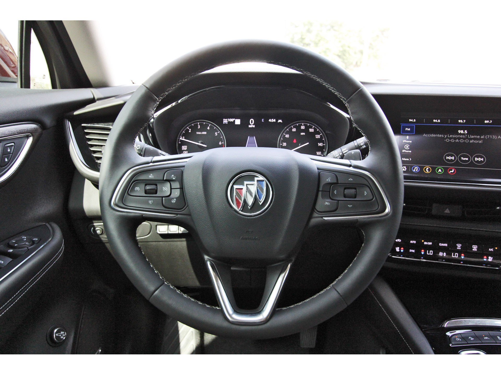 Used 2023 Buick Envision Avenir AWD/4WD image 15