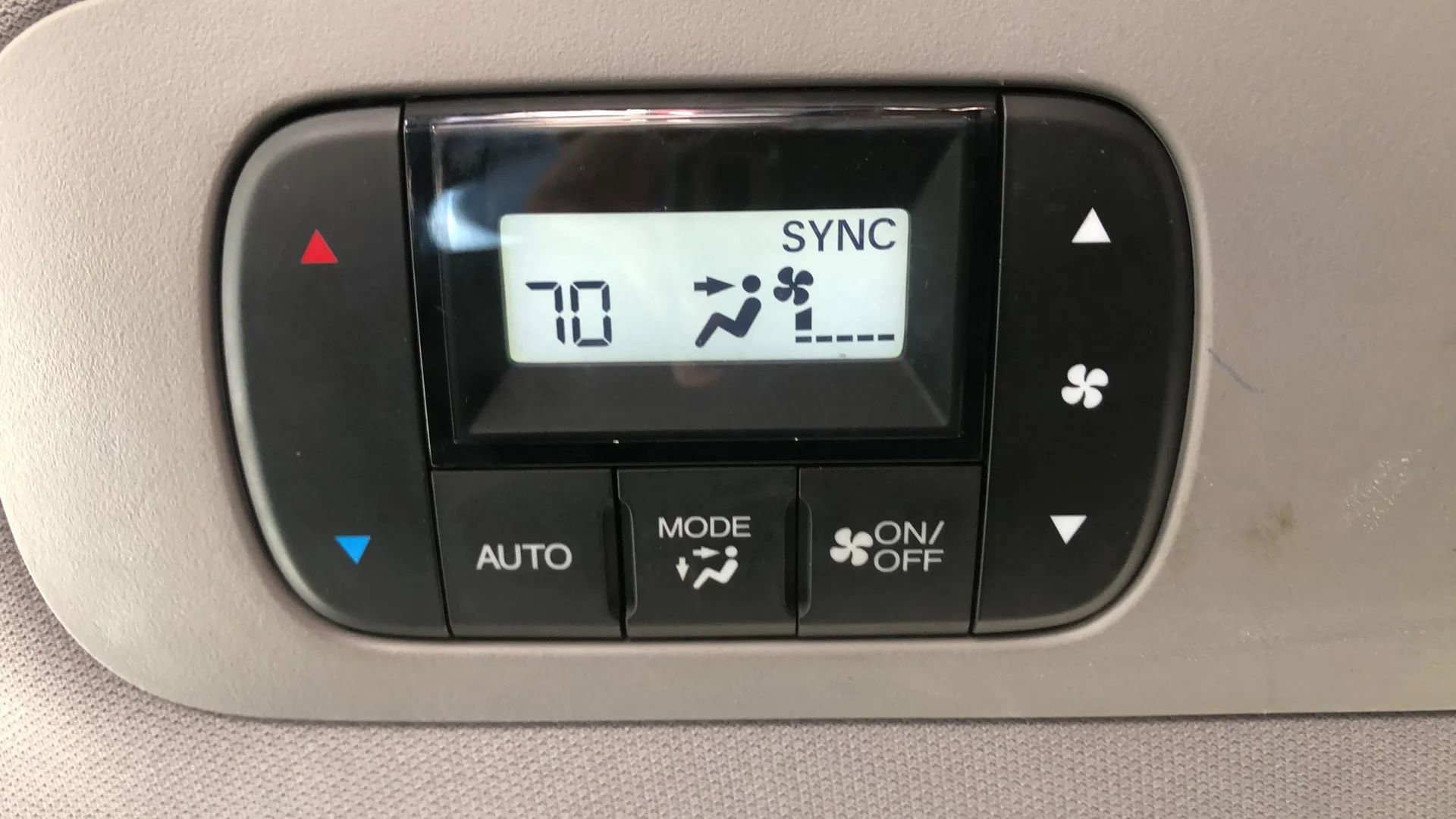 Used 2018 Honda Odyssey EX-L image 24