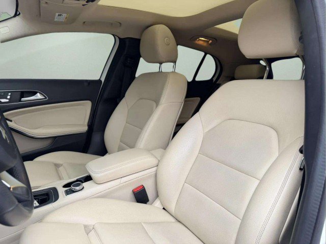 Used 2018 Mercedes-Benz GLA 250 4MATIC image 20