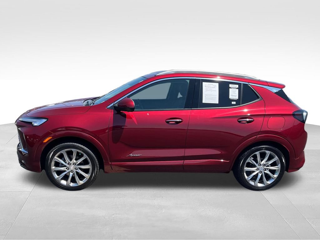 Used 2024 Buick Encore GX Avenir w/ Avenir Technology Package FWD image 2