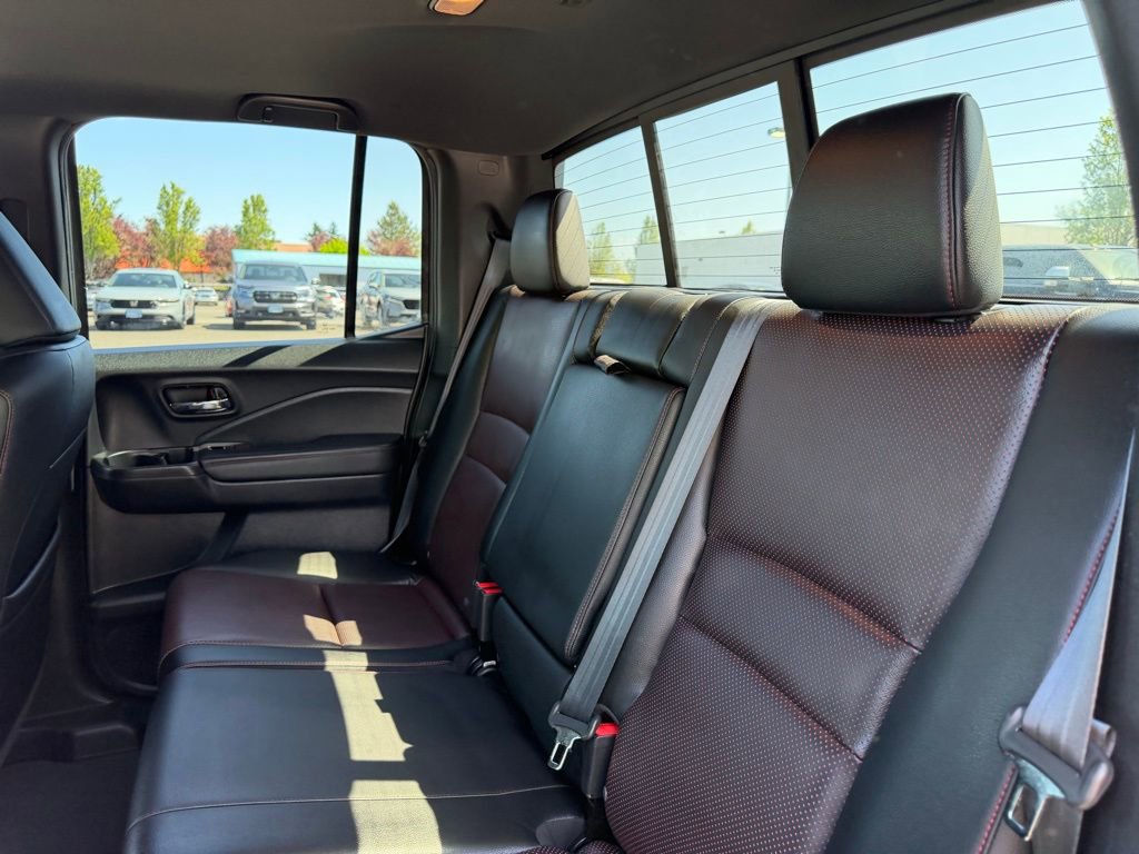 Used 2020 Honda Ridgeline Black Edition image 32