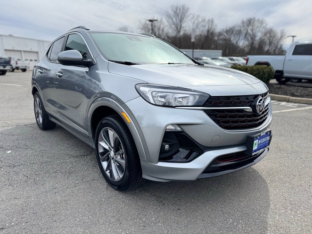 Used 2023 Buick Encore GX Select w/ Sport Touring Package image 9