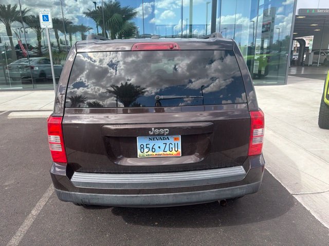 Used 2014 Jeep Patriot Sport w/ Power Value Group FWD image 4