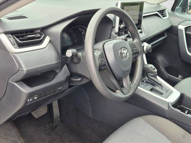 Used 2024 Toyota RAV4 XLE w/ Convenience Package FWD image 9